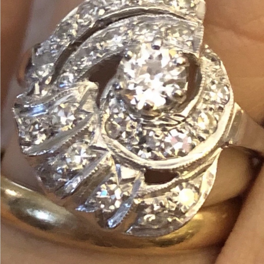 Vintage American retro circa 1940  14k white gold , diamonds ring Size 7,5